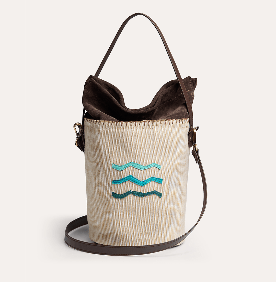 Horizon Bucket Bag in Natural